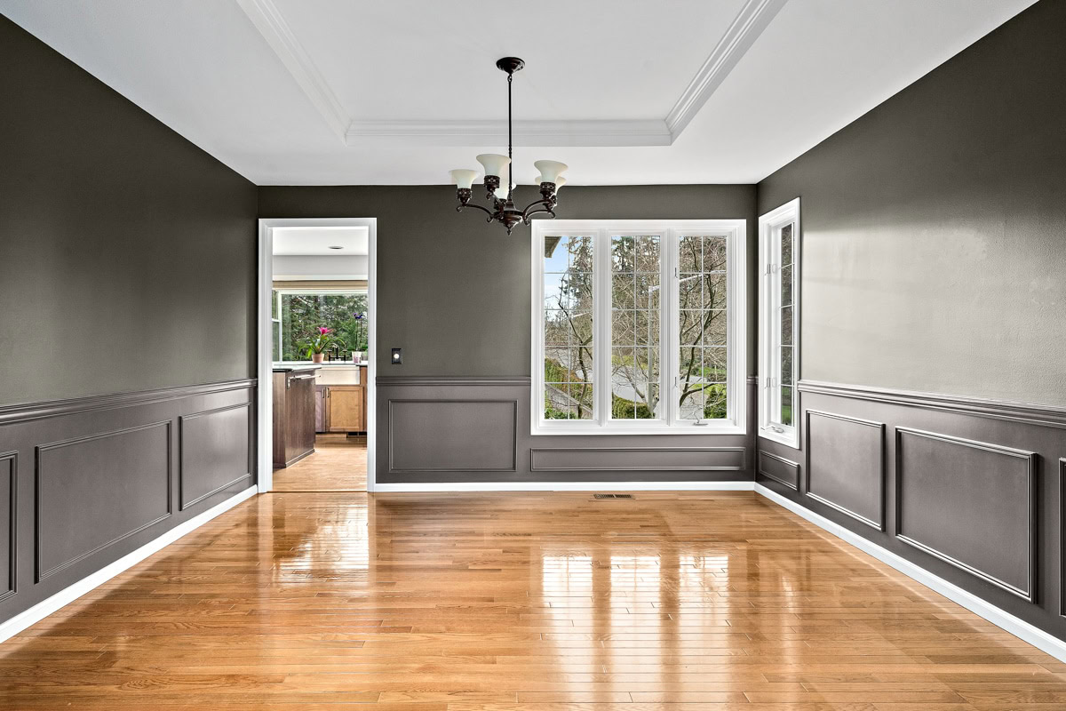 When to Repaint: Signs Your Newhall Santa Clarita Home Needs Interior Painting