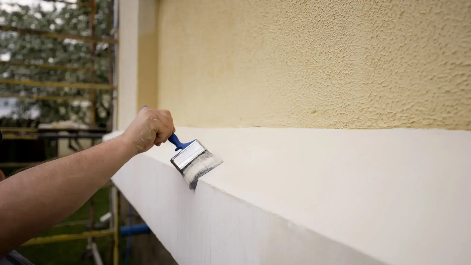 HOA Exterior Paint Approval in Santa Clarita: A Smart Guide Before Repainting