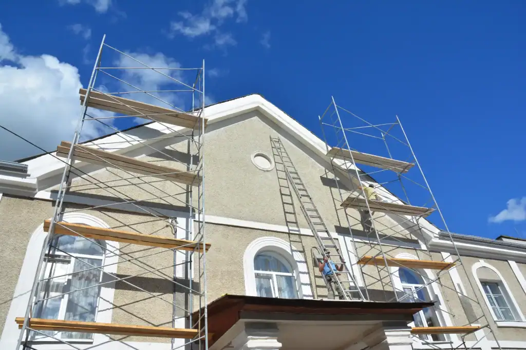 Is Elastomeric Paint Worth It for Stucco Homes in Santa Clarita?
